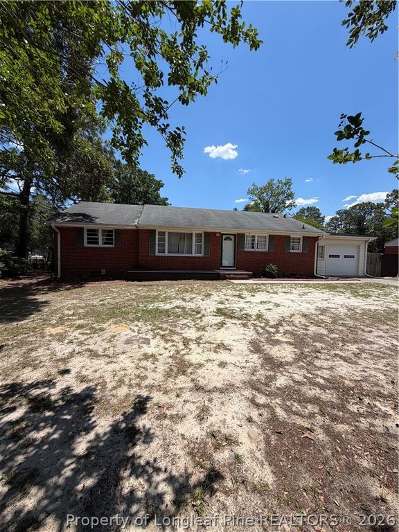 3325 Boone Trail, Fayetteville, NC 28306