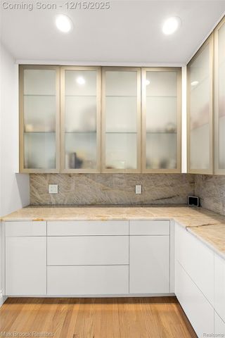 59 Hidden Ridge, Bloomfield Hills, MI 48304