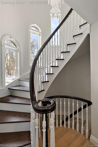 59 Hidden Ridge, Bloomfield Hills, MI 48304