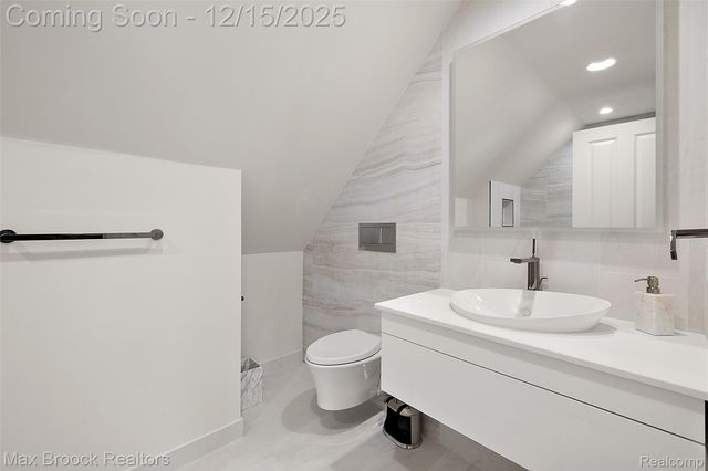 59 Hidden Ridge, Bloomfield Hills, MI 48304