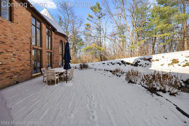 59 Hidden Ridge, Bloomfield Hills, MI 48304