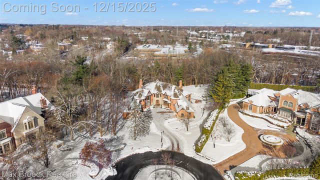 59 Hidden Ridge, Bloomfield Hills, MI 48304