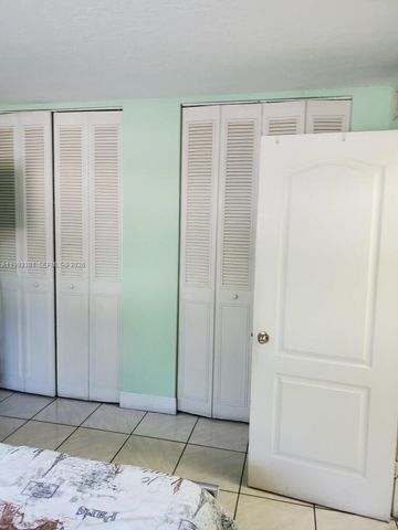 3901 SW 78th Ct 221, Miami, FL 33155