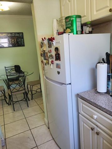 3901 SW 78th Ct 221, Miami, FL 33155