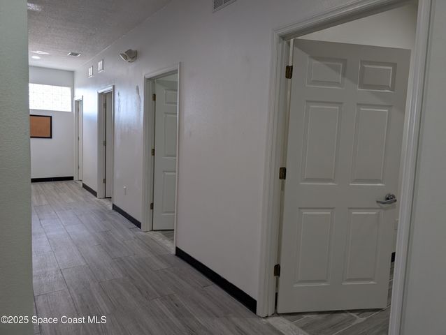 301 W Hibiscus Boulevard, Melbourne, FL 32901