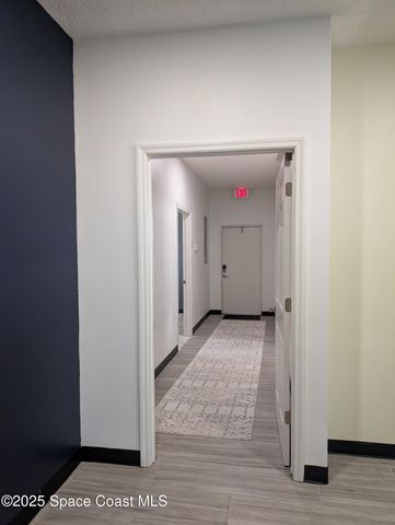 301 W Hibiscus Boulevard, Melbourne, FL 32901