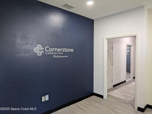 301 W Hibiscus Boulevard, Melbourne, FL 32901