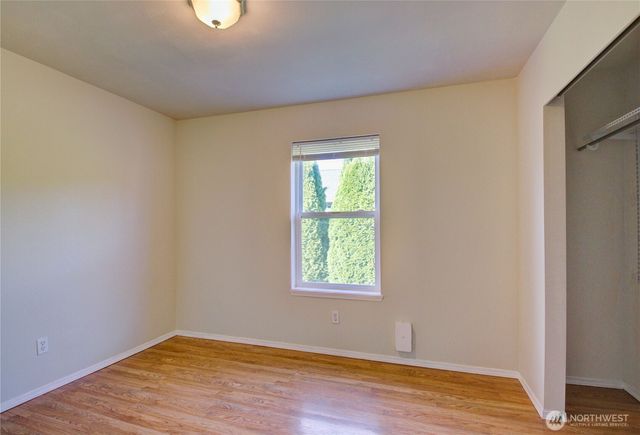 1320 E Fairhaven Avenue, Burlington, WA 98233