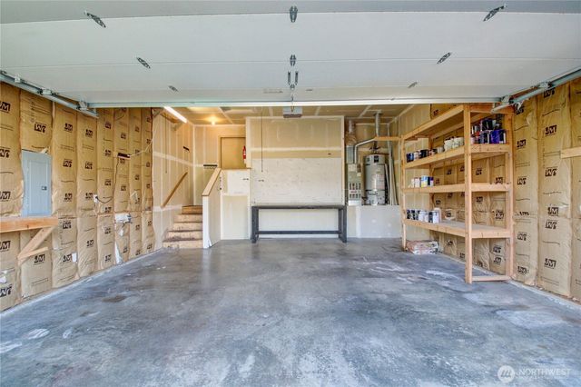 1320 E Fairhaven Avenue, Burlington, WA 98233