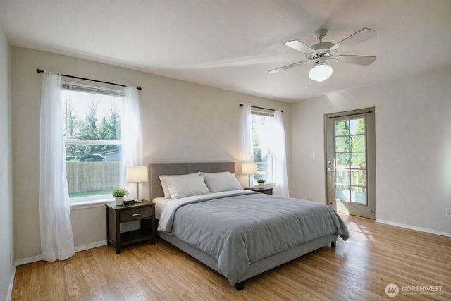 1320 E Fairhaven Avenue, Burlington, WA 98233