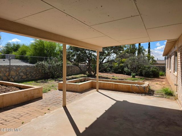 6732 SOUTHWIND Drive, El Paso, TX 79912