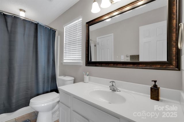 3007 Wyntree Court, Matthews, NC 28104