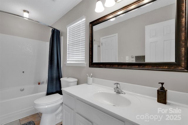 3007 Wyntree Court, Matthews, NC 28104