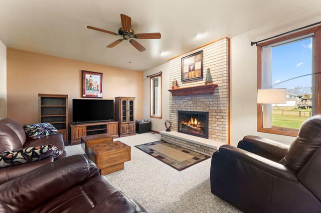 3115 Devonshire Circle, Crown Point, IN 46307