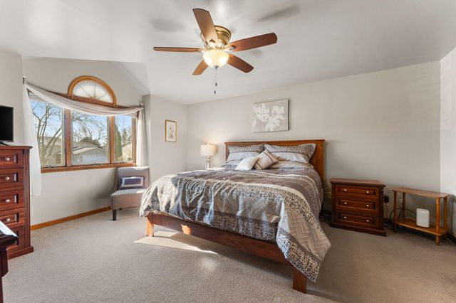 3115 Devonshire Circle, Crown Point, IN 46307