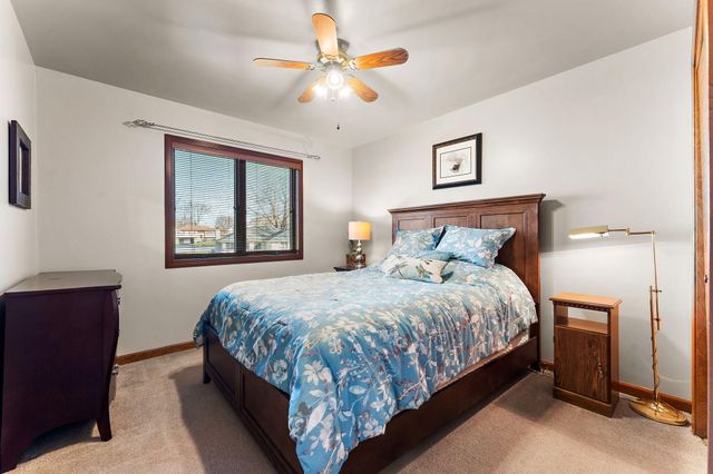 3115 Devonshire Circle, Crown Point, IN 46307