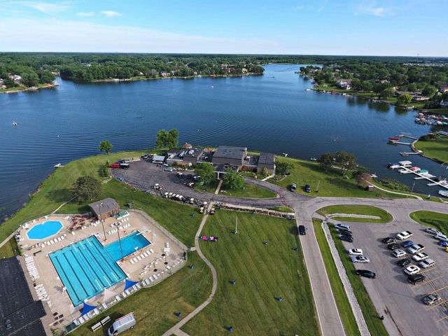 3115 Devonshire Circle, Crown Point, IN 46307