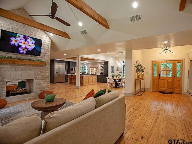 18940 Big Timber Rd, Tyler, TX 75703