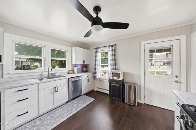 3256 Williams Street, Rotterdam, NY 12306