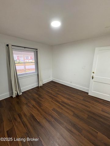 1871 Kendall Ln, Louisville, KY 40216