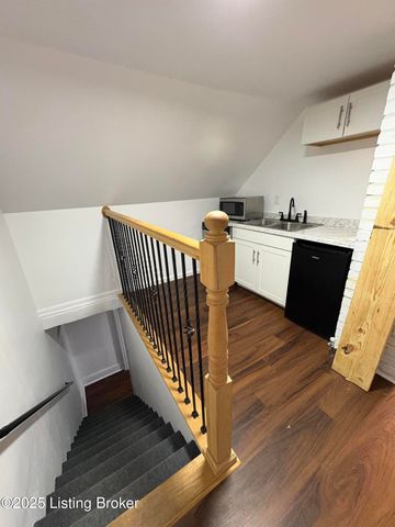 1871 Kendall Ln, Louisville, KY 40216