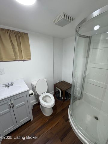 1871 Kendall Ln, Louisville, KY 40216