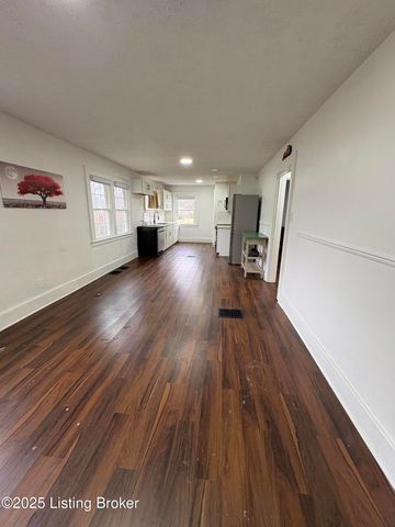 1871 Kendall Ln, Louisville, KY 40216