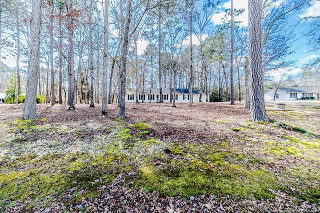 1301 Longleaf Lane, Sanford, NC 27330