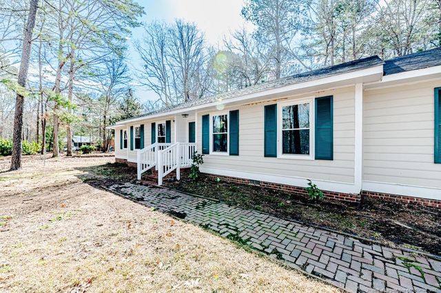 1301 Longleaf Lane, Sanford, NC 27330