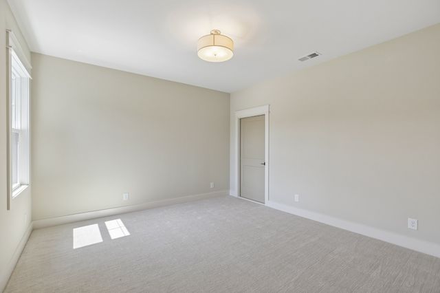 1137 Willow Springs Dr, Lebanon, TN 37087