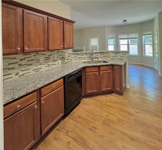 893 Port West Drive, Auburn, GA 30011