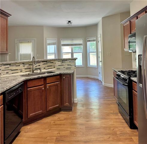 893 Port West Drive, Auburn, GA 30011