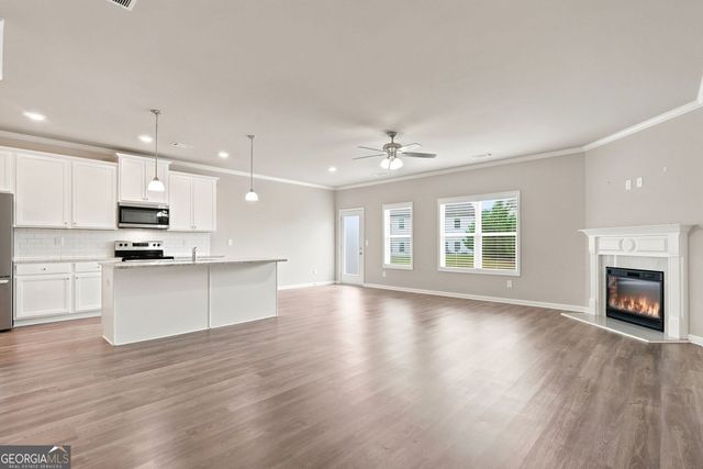 5052 Silver Fox Road, Oakwood, GA 30566