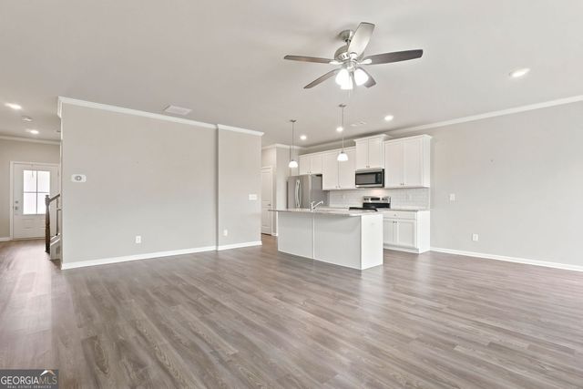 5052 Silver Fox Road, Oakwood, GA 30566