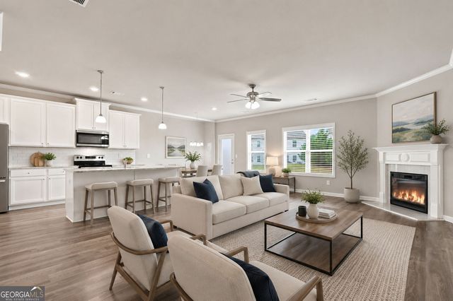 5052 Silver Fox Road, Oakwood, GA 30566