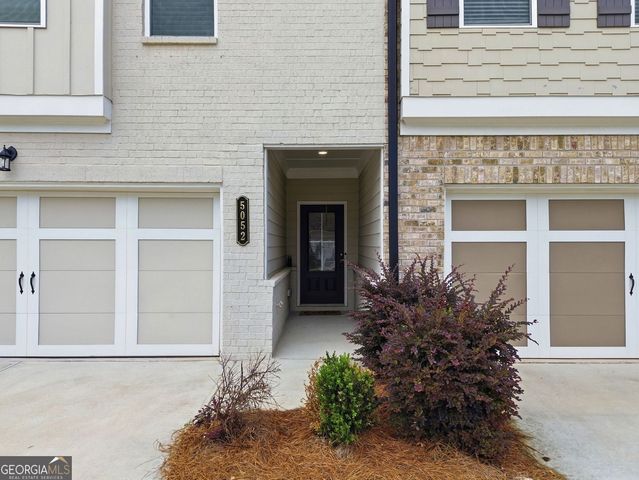 5052 Silver Fox Road, Oakwood, GA 30566