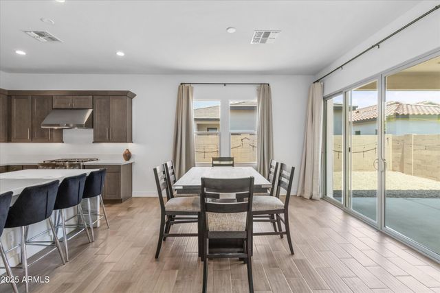 17254 W VACAVILLE Street, Surprise, AZ 85388