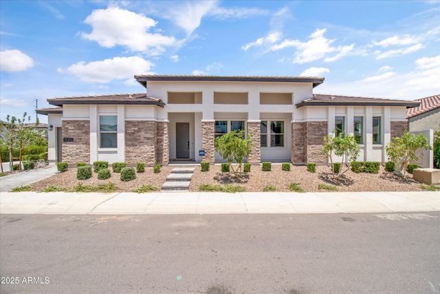 17254 W VACAVILLE Street, Surprise, AZ 85388