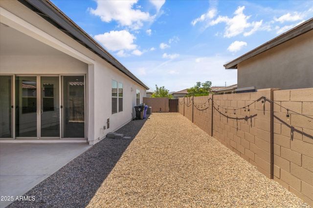 17254 W VACAVILLE Street, Surprise, AZ 85388