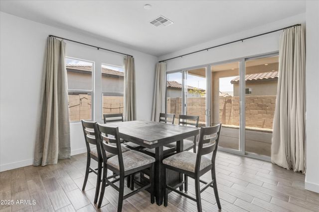 17254 W VACAVILLE Street, Surprise, AZ 85388