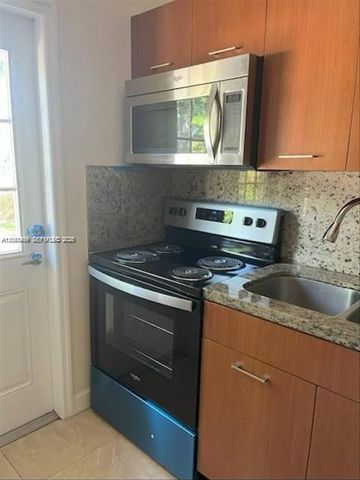 4036 SW 9TH Terrace 4038, Miami, FL 33134