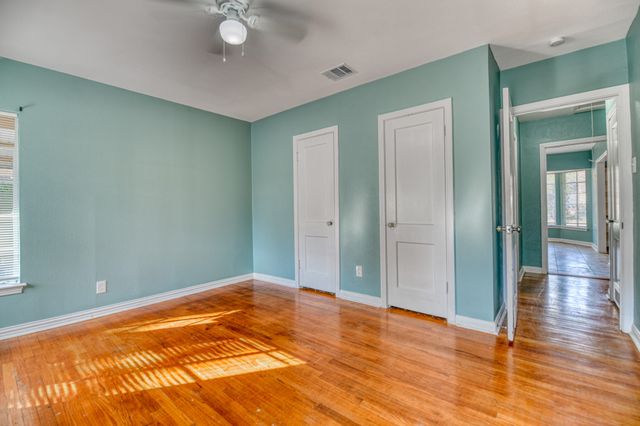 6028 Fairway Avenue, Dallas, TX 75227