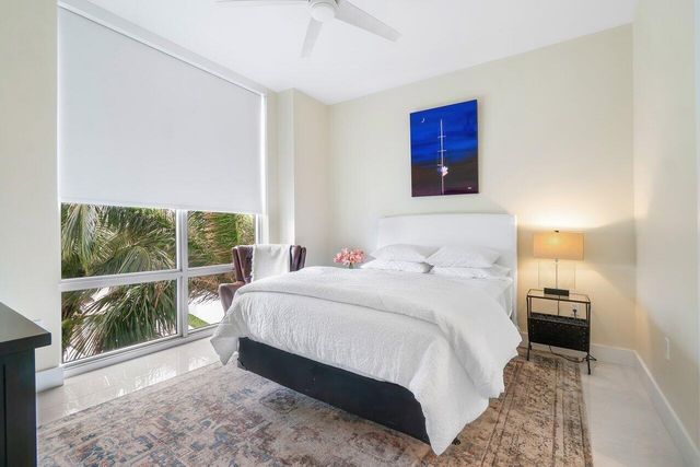 3 Water Club Way 401, North Palm Beach, FL 33408