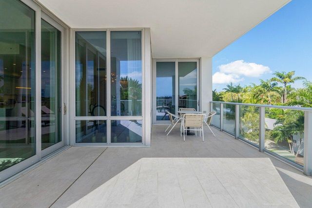 3 Water Club Way 401, North Palm Beach, FL 33408