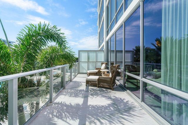 3 Water Club Way 401, North Palm Beach, FL 33408