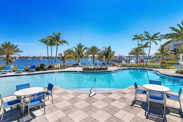 3 Water Club Way 401, North Palm Beach, FL 33408