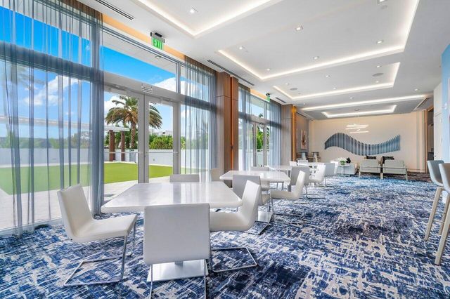 3 Water Club Way 401, North Palm Beach, FL 33408
