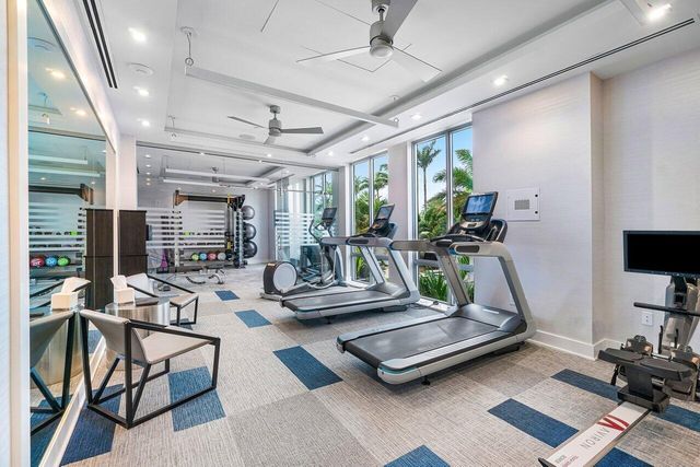 3 Water Club Way 401, North Palm Beach, FL 33408