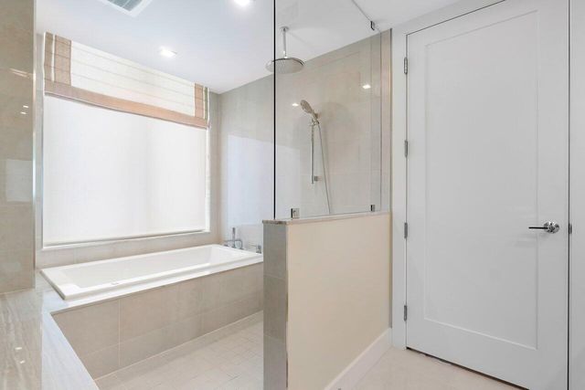 3 Water Club Way 401, North Palm Beach, FL 33408