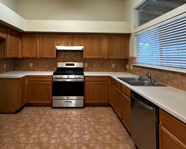 132 Stephen LN, Georgetown, TX 78626